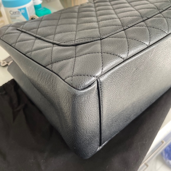 100% Authentic Chanel GST Back caviar Tote, Silver - Picture 12 of 14